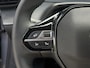 Peugeot e-208 EV Allure 51 kWh | Adaptive Cruise Control | Climate Control | Parkeercamera/-sensoren | Full LED | Navigatie | Keyless Start | Apple Carplay/Android Auto | Dodehoek | Draadloze telefoonlader |