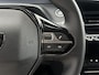 Peugeot e-208 EV Allure 51 kWh | Adaptive Cruise Control | Climate Control | Parkeercamera/-sensoren | Full LED | Navigatie | Keyless Start | Apple Carplay/Android Auto | Dodehoek | Draadloze telefoonlader |