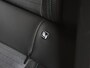 Peugeot e-208 EV Allure Pack 50 kWh 136PK | ACCURAPPORT 98%| AppleCarplay/Android Auto | Armsteun | Parkeersensoren | Navigatie | FULL LED | Climate Control | Adaptive Cruise Control | 16" LMV | Isofix | Privacy Glass |