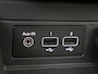 Renault Zoe R135 Iconic 52 kWh inclusief Koopaccu | Navigatie | Lederen bekleding | Android Auto | Apple Carplay | Parkeersensoren | Lichtmatalen Velgen