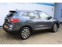 Renault Kadjar 1.3 TCe Equilibre | Incl. 12 maanden Garantie | Wegklapbare trekhaak | Achteruitrijcamera | Dealer onderhouden | Parkeersensoren V+A | Keyless entry/start | Climate controle | Navigatie | Apple CarPlay/Android Auto | Dodehoeksensoren | Cruise controle | Origineel NL Auto | NAP |