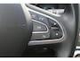 Renault Kadjar 1.3 TCe Equilibre | Incl. 12 maanden Garantie | Wegklapbare trekhaak | Achteruitrijcamera | Dealer onderhouden | Parkeersensoren V+A | Keyless entry/start | Climate controle | Navigatie | Apple CarPlay/Android Auto | Dodehoeksensoren | Cruise controle | Origineel NL Auto | NAP |