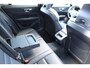 Volvo V60 2.0-250pk T5 Momentum AUTOMAAT ! Fijne comfortabele, luxe en degelijke wagen ! Autm. airco dual, panodak en achterklep elektrisch, wegklapbare trekhaak, LM wielen, metallic lak, navigatie, telefoonvoorb., lederen int., parkeersensoren v+a,  LED verl. etc.