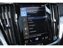 Volvo V60 2.0-250pk T5 Momentum AUTOMAAT ! Fijne comfortabele, luxe en degelijke wagen ! Autm. airco dual, panodak en achterklep elektrisch, wegklapbare trekhaak, LM wielen, metallic lak, navigatie, telefoonvoorb., lederen int., parkeersensoren v+a,  LED verl. etc.