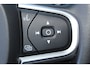 Volvo V60 2.0-250pk T5 Momentum AUTOMAAT ! Fijne comfortabele, luxe en degelijke wagen ! Autm. airco dual, panodak en achterklep elektrisch, wegklapbare trekhaak, LM wielen, metallic lak, navigatie, telefoonvoorb., lederen int., parkeersensoren v+a,  LED verl. etc.