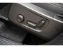 Volvo XC40 2.0 B4 Plus Dark | Adapt Cruise | BLIS | Stoel+Stuurverwarm | Keyless | Elektr. Stoelen | Memory | Trekhaak | Camera | Harman/Kardon