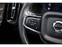 Volvo XC40 2.0 B4 Plus Dark | Adapt Cruise | BLIS | Stoel+Stuurverwarm | Keyless | Elektr. Stoelen | Memory | Trekhaak | Camera | Harman/Kardon
