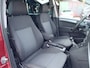 Opel Zafira 1.8 Executive op de motorkap diverse plekken van lakschade zie foto !!!