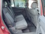 Opel Zafira 1.8 Executive op de motorkap diverse plekken van lakschade zie foto !!!