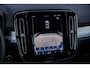 Volvo XC40 2.0 B4 Plus Dark | Trekhaak | 19"| Adaptieve cruise control | Elektrisch verstelbare bestuurderstoel | Blis | Stoel/stuurverwarming |
