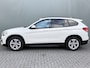 BMW X1 BWJ 2021 xDrive25e 126 PK Business Edition Plus STOELVERW. | PANORAMADAK | ELEKTRISCHE STOELVERSTELLING | ELEKTRISCHE ACHTERKLEP | LEDER | HEAD-UP DISPLAY | CAMERA | NAVI | CLIMA | CRUISE | LMV