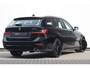 BMW 3-Serie Touring 330e xDrive | Pano | Trekhaak | Camera