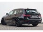 BMW 3-Serie Touring 330e xDrive | Pano | Trekhaak | Camera