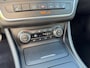 Mercedes-Benz GLA 200 Prestige / Automaat / Airco / Navigatie / Camera / Ledere Elektrische Voorstoel / Schuifdak / LMV 19"