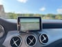 Mercedes-Benz GLA 200 Prestige / Automaat / Airco / Navigatie / Camera / Ledere Elektrische Voorstoel / Schuifdak / LMV 19"