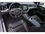 Volvo V60 2.0 T6 Plug-in hybrid AWD Plus Dark 360 Camera | Getint Glas | Glazen Schuifdak | Harman/Kardon Audio | Sportstoelen met Geheugen |