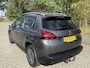 Peugeot 2008 1.2 PureTech Blue Lion | Navigatie | Parkeersensoren | Panorama dak |