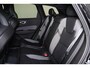 Volvo XC60 T6 Recharge AWD Plus Black Edition - LONG RANGE - Luchtvering - Panorama/schuifdak - IntelliSafe Assist & Surround - 360º Camera - Adaptieve LED koplampen - Verwarmde voorstoelen, stuur & achterbank - Parkeersensoren voor & achter - Elektr. bedienb. voorstoelen met geheugen - Draadloze tel. lader - Extra getint glas - Elektr. inklapbare trekhaak - 21' LMV