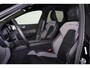 Volvo XC60 T6 Recharge AWD Plus Black Edition - LONG RANGE - Luchtvering - Panorama/schuifdak - IntelliSafe Assist & Surround - 360º Camera - Adaptieve LED koplampen - Verwarmde voorstoelen, stuur & achterbank - Parkeersensoren voor & achter - Elektr. bedienb. voorstoelen met geheugen - Draadloze tel. lader - Extra getint glas - Elektr. inklapbare trekhaak - 21' LMV