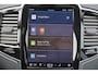 Volvo XC90 T8 Recharge AWD Ultimate Dark - Panorama/schuifdak - IntelliSafe Assist & Surround - 360º Camera - Bowers & Wilkins audio - Adaptieve LED koplampen - Verwarmde voorstoelen, stuur & achterbank - Parkeersensoren voor & achter - Elektr. bedienb. voorstoelen met geheugen - Head up display - Draadloze tel. lader - Extra getint glas - 22' LMV