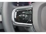 Volvo XC90 T8 Recharge AWD Ultimate Dark - Panorama/schuifdak - IntelliSafe Assist & Surround - 360º Camera - Bowers & Wilkins audio - Adaptieve LED koplampen - Verwarmde voorstoelen, stuur & achterbank - Parkeersensoren voor & achter - Elektr. bedienb. voorstoelen met geheugen - Head up display - Draadloze tel. lader - Extra getint glas - 22' LMV