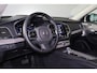 Volvo XC90 T8 Recharge AWD Ultimate Dark - Panorama/schuifdak - IntelliSafe Assist & Surround - 360º Camera - Bowers & Wilkins audio - Adaptieve LED koplampen - Verwarmde voorstoelen, stuur & achterbank - Parkeersensoren voor & achter - Elektr. bedienb. voorstoelen met geheugen - Head up display - Draadloze tel. lader - Extra getint glas - 22' LMV