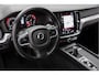 Volvo V60 2.0 B3 164pk Aut. Business Pro Contourstoelen/ Stuur-stoelverwarming/ Camera/ Navigatie/ Carplay/ Cruise control/ Full led