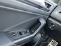 Volkswagen T-Roc 1.5 TSI R-Line / Digitaal dashboard / Navigatie / Camera / Parkeersensoren V+A / Dodehoek / P4