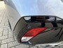 Peugeot 308 SW 1.2 Hybrid 145 PK Automaat Allure hybride Automaat | Navigatie | Climate Control | Adaptieve Cruise Control | Camera | Parkeersensoren | LED Verlichting | 17 Inch Lichtmetalen Velgen | Apple Carplay & Android Auto Draadloos | Zeer Ruime Stationwagen |