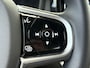 Volvo V60 T6 Plug-in hybrid AWD Plus Dark | Harman Kardon Audio | Trekhaak | Stoel- / Stuurverwarming Voor + Achter | 360 Camera | Adaptive Cruise | Long Range | Google | Carplay | Dodehoekdetectie