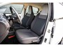 Volkswagen Up! 1.0 BMT move up! | Stoelverwarming | Airco | Maps & More