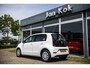 Volkswagen Up! 1.0 BMT move up! | Stoelverwarming | Airco | Maps & More