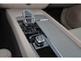 Volvo XC60 T6 Recharge AWD Plus Bright - Panorama/schuifdak - IntelliSafe Assist & Surround - Nappaleder - Stoelverwarming / -ventilatie - Parkeercamera achter - Parkeersensoren voor & achter - Elektr. bedienb. voorstoelen met geheugen - Draadloze tel. lader - Standkachel - 21' LMV