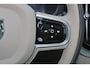 Volvo XC60 T6 Recharge AWD Plus Bright - Panorama/schuifdak - IntelliSafe Assist & Surround - Nappaleder - Stoelverwarming / -ventilatie - Parkeercamera achter - Parkeersensoren voor & achter - Elektr. bedienb. voorstoelen met geheugen - Draadloze tel. lader - Standkachel - 21' LMV