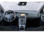 Volvo V60 2.0 T3 Momentum | Stoelverwarming | Cruise Control | Parkeer Assist | DAB | Navigatie |