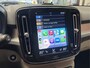 Volvo XC40 1.5 T4 RECHARGE INSCRIPTION AUTOMAAT LEDER NAVIGATIE STOEL EN STUUR VERWARMING CRUISE CONTROL APPLE CARPLAY/ANDROID RIJSTROOKSENSOREN  ACHTERUITRIJCAMERA UITKLAPBARE TREKHAAK ZEER MOOI !! Brgl
