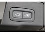 Volvo XC60 T6 350PK Ultra Dark | Luchtvering | Getint Glas | B&W Audio | Massage