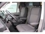 Volkswagen Transporter 2.0 TDI L1H1 | 150 pk | Automaat | Trekhaak | Adaptive Cruise | LED Zwaailampbalk | App Connect | LED Verlichting | Betimmering Laadruimte | Verwarmde Voorruit |