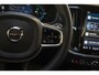 Volvo V60 T6 Plug-in hybrid AWD Ultra Dark 350pk | 2000 kg trekgewicht | Elektrische stoelen met geheugen | Harman/Kardon Audio | Stoel & Stuurverwarming | Dodehoeksensoren | adaptieve cruise controle |