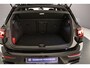 Volkswagen Golf R-Line Edition 1.5 eTSI 150pk DSG Automaat Adaptive cruise control, Navigatie, Achteruitrijcamera, LED koplampen, Stuurwiel verwarmd, Parkeersensoren