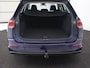 Volkswagen Golf Variant 1.0 eTSI Life | LED | Elektrische Trekhaak | Carplay | Adaptive Cruise | PDC | Navigatie | Sfeerverlichting