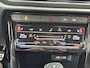 Volkswagen T-Roc 1.5 TSI DSG R-LINE BLACK-OPTIC PANO-DAK/CAMERA/TREKHAAK/CARPLAY/E-KLEP