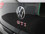 Volkswagen Golf 2.0 TSI GTI | 245PK | Automaat | Stoelverwarming | Blackstyle | Diefstalalarm | Achteruitrijcamera | Head-Up Display | Panorama-Schuif-/Kanteldak |