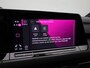 Volkswagen Golf 2.0 TSI GTI | 245PK | Automaat | Stoelverwarming | Blackstyle | Diefstalalarm | Achteruitrijcamera | Head-Up Display | Panorama-Schuif-/Kanteldak |