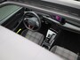 Volkswagen Golf 2.0 TSI GTI | 245PK | Automaat | Stoelverwarming | Blackstyle | Diefstalalarm | Achteruitrijcamera | Head-Up Display | Panorama-Schuif-/Kanteldak |