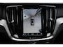Volvo V60 2.0 T6 Plug-in hybrid AWD Plus Dark | Trekhaak | 360 Camera | Sportstoelen met Geheugen | Harman/Kardon Audio | Stoel & Stuurverwarming |