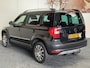 Skoda Yeti 1.2 TSI ADVENTURE TREKHAAK NAVIGATIE CLIMATE CONTROL BLUETOOTH TELEFOON MEDIA VOORBEREIDING TREKHAAK ZEER MOOI !! Brgl