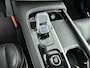 Volvo XC90 2.0 T8 Recharge AWD Ultimate Dark | Trekhaak | Bower & Wilkins Audio | Gelamineerd Glas | Luchtvering | PDC V+A+ 360 camera | Sportstoelen |