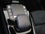 Mercedes-Benz A-klasse 180 Business Solution AMG Panoramadak / Nightpakket / Parkeercamera / Sfeerverlichting / Stoelverwarming