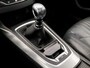 Peugeot 308 SW 1.2 PureTech Sport (PANORAMADAK, APPLE CARPLAY, LEDER, GROOT NAVI, SPORTSTOELEN, PARKEERSENSOREN, TREKHAAK, GETINT GLAS, LANE ASSIST, NIEUWSTAAT)